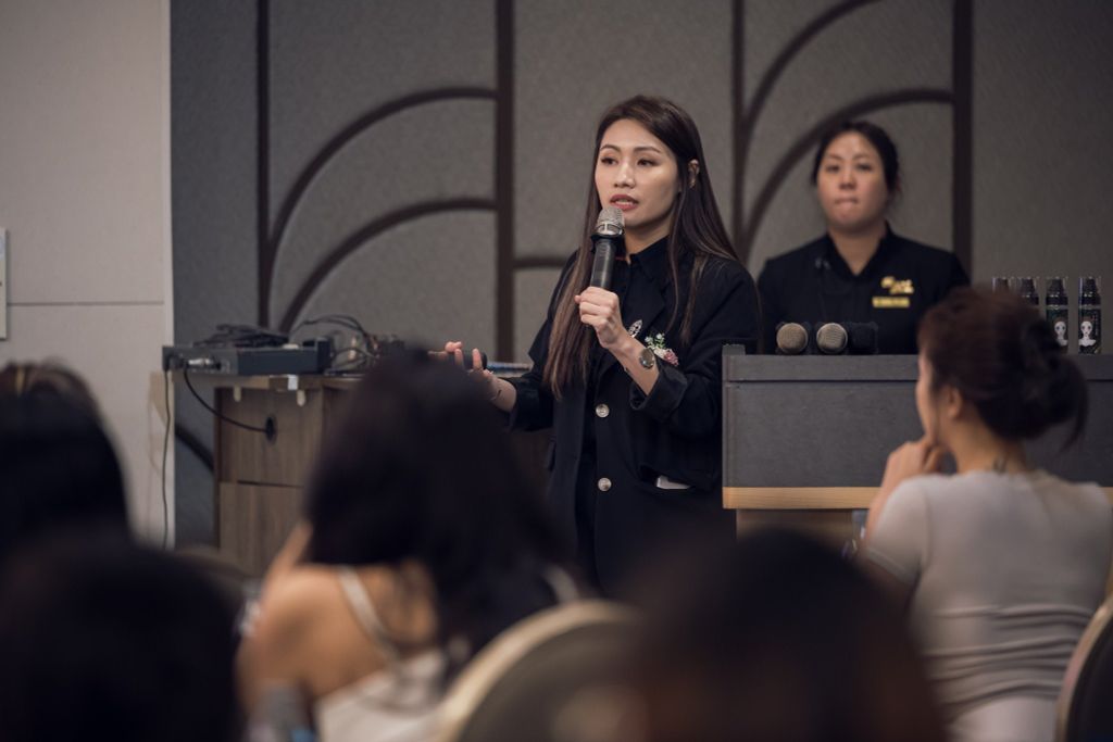 Khóa học nối mi chuyên nghiệp tại Kaiyi Eyelash – Dạy kèm 1:1, học phí tiết kiệm, ra nghề nhanh