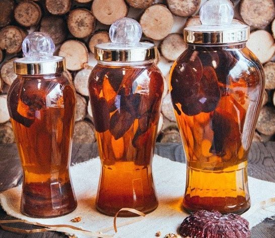 Cách ngâm Nấm linh chi Hàn Quốc.