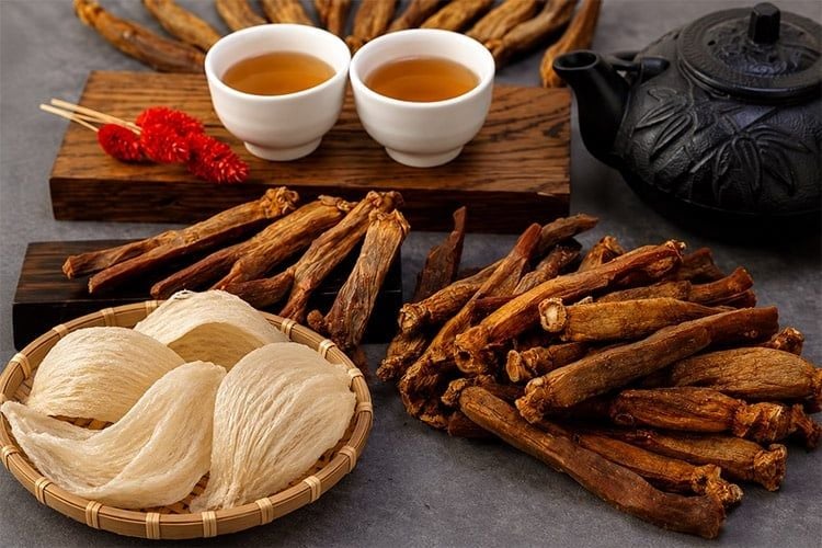 Có thể sử dụng kết hợp Yến và Hồng Sâm để bồi bổ sức khỏe