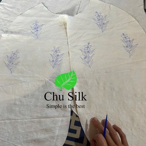 Nhịp sống chậm trên từng thớ tơ, đường kim, mũi chỉ, nét vẽ, nét thêu