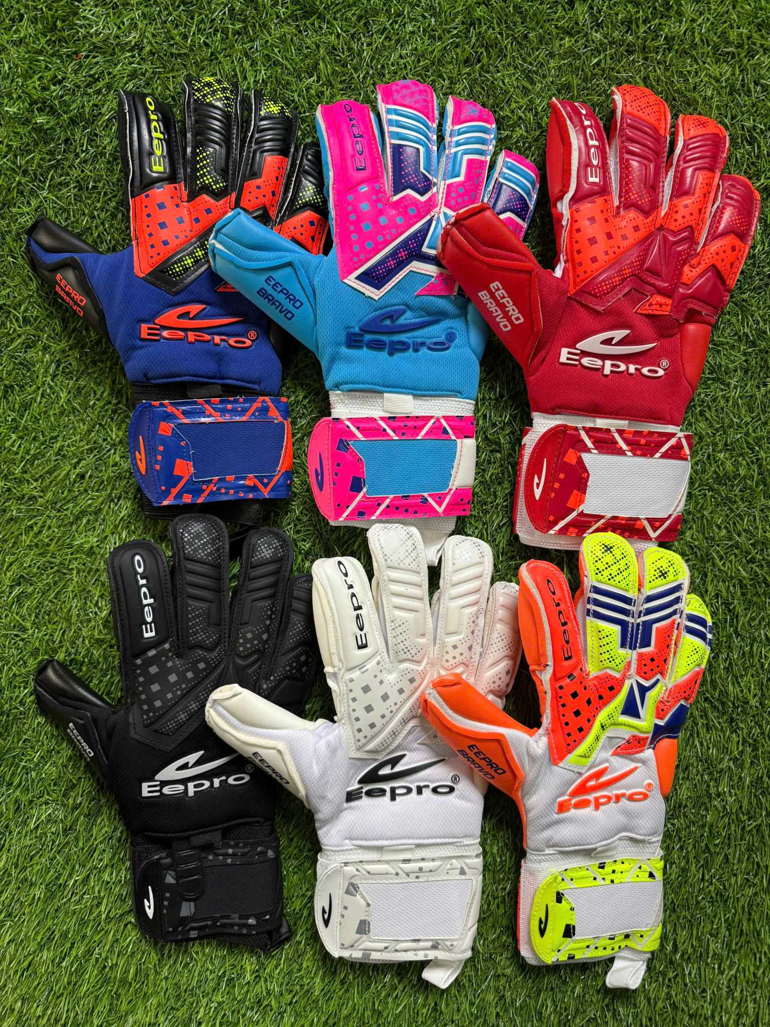 Găng Tay Thủ Môn Eepro Bravo: Bộ Sưu Tập 6 Màu Đáng Chơi Nhất 2026
