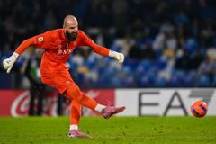 Cú Penalty Mạnh Nhất Năm 2025 Tại Coppa Italia 2025/26 Do Thủ Môn Vanja Milinković-Savić Thực Hiện