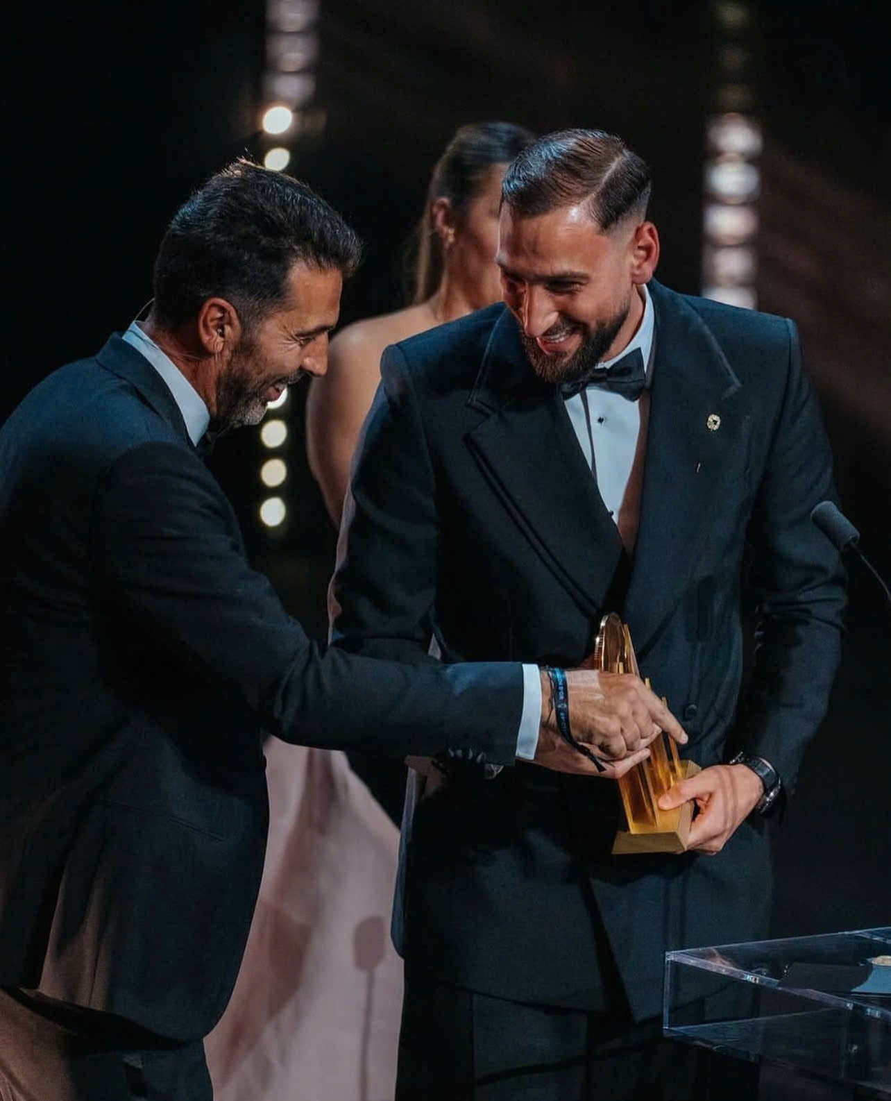 DONNARUMMA GIÀNH GIẢI YASHIN 2025, 