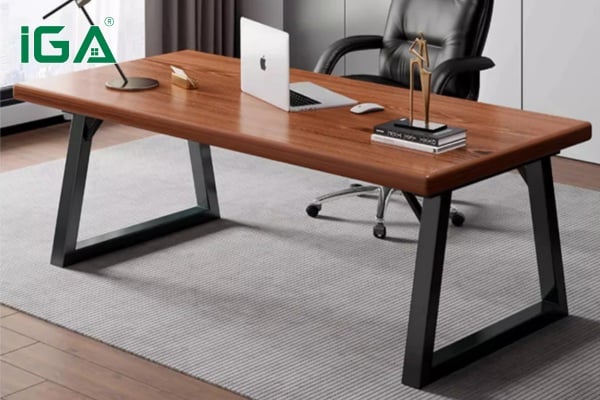 Bàn làm việc chân sắt mặt gỗ