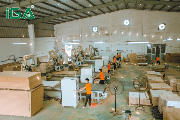 IGA Home có hệ thống xưởng với máy móc hiện đại giúp tối ưu được chi phí sản xuất