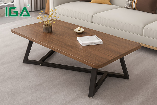 Bàn trà phòng khách khung đen