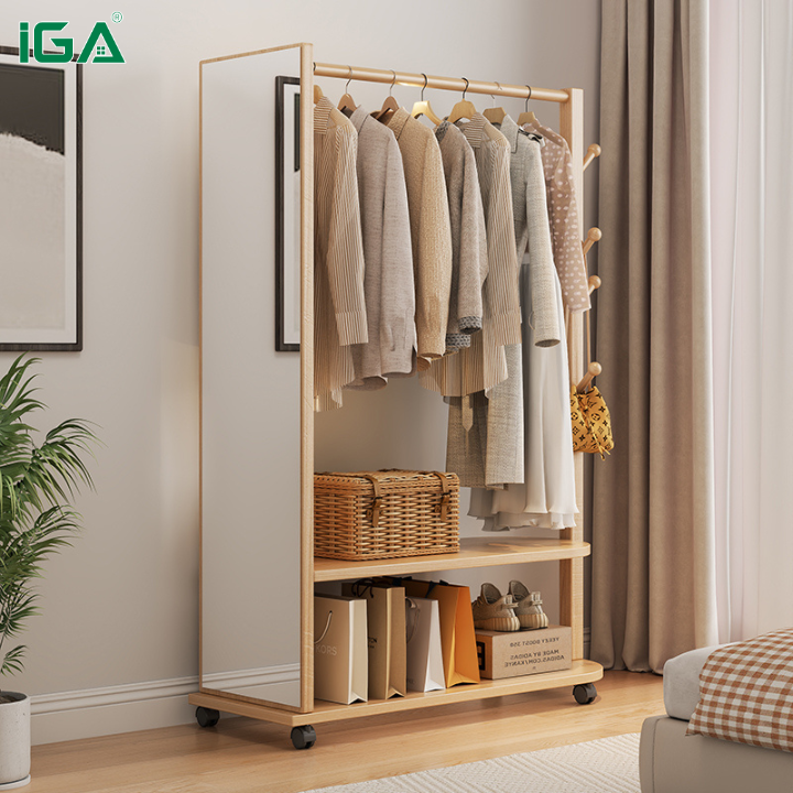 Giá treo quần áo thiết kế thông minh giúp tôi ưu diện tích