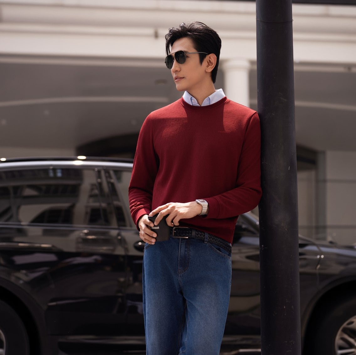 CASUAL SWEATSHIRT