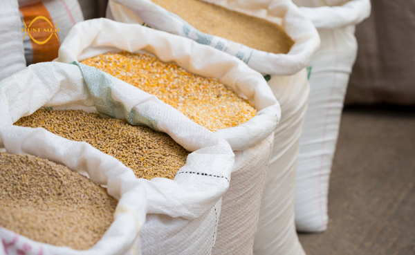 Silica for Animal Feed Premix