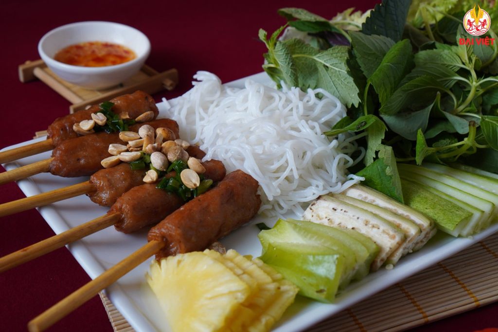 Ăn trưa Sài Gòn ngon – nhanh – đủ chất cho khách du lịch - Đến Ngay Nhà Hàng Đại Việt