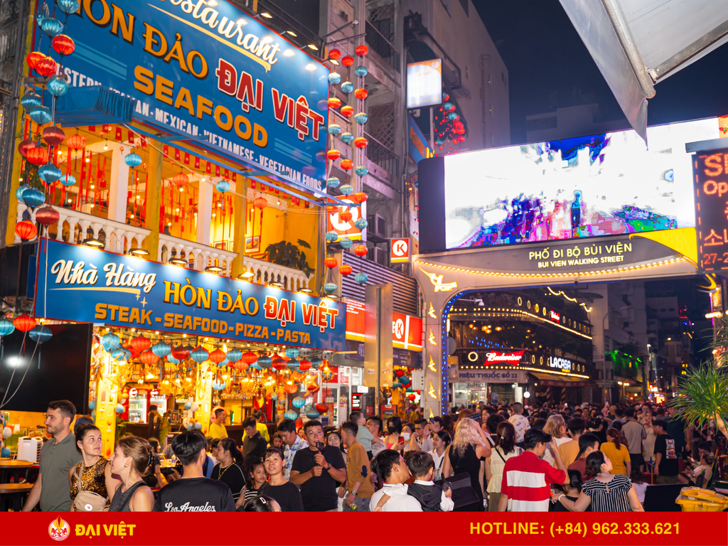 Ăn Gì Ngon Ở Phường Bến Thành? Khám Phá Thiên Đường Hải Sản Đêm Tại Nhà Hàng Đại Việt