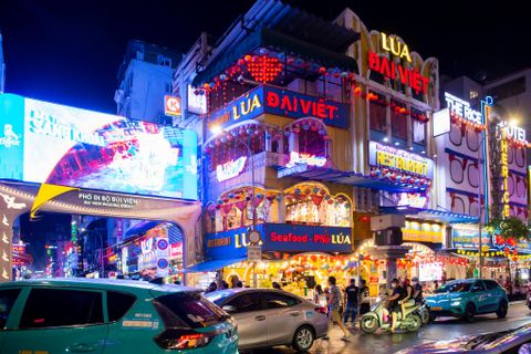 Nhà hàng quận 1 Lúa Đại Việt – Trải nghiệm phòng VIP ngay ngã tư Bùi Viện & Đề Thám