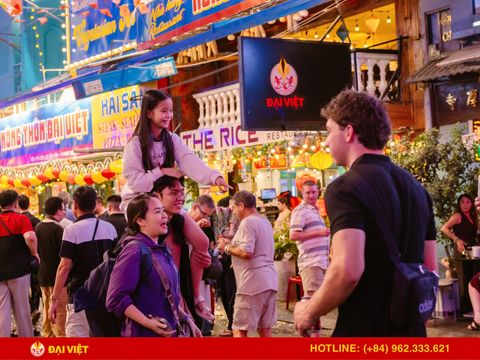 Nhà Hàng Hải Sản Bùi Viện Mở Khuya: Ăn Đêm Quận 1 Chuẩn Dân Sành