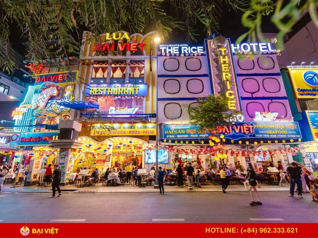 Nhà Hàng Mở Cửa 24h Quận 1: Ăn Đêm Sài Gòn Không Lo Đói