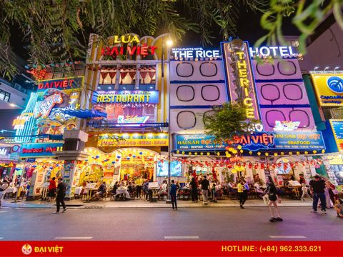 Nhà Hàng Mở Cửa 24h Quận 1: Ăn Đêm Sài Gòn Không Lo Đói