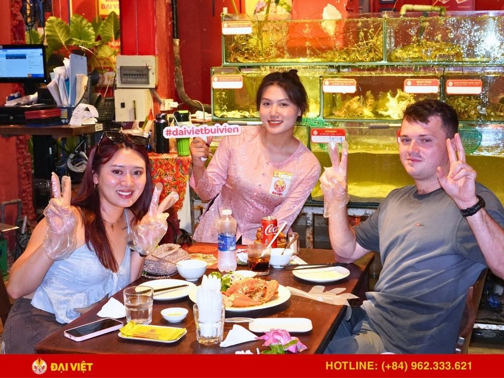 Ăn đêm Sài Gòn quận 1: Trải nghiệm ẩm thực về đêm không ngủ