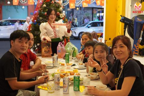 Gia Đình Nhiều Thế Hệ Đi Ăn Chung – Vì Sao Nhà Hàng Quận 1 Đại Việt Là Lựa Chọn Khiến Ai Cũng Hài Lòng?