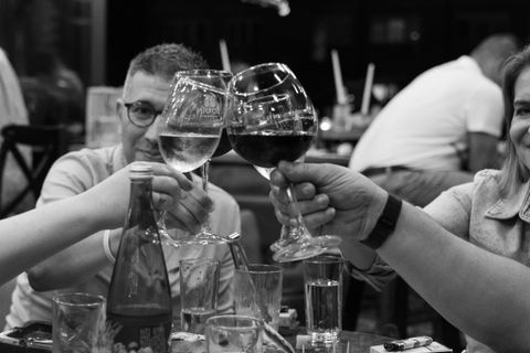 What Do Corporate Clients Need from a Professional Business Dining Restaurant? - Dai Viet Restaurant