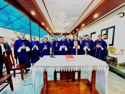 THÁNH LỄ TẠ ƠN VÀ LÀM PHÉP TU VIỆN ĐỨC MẸ SẦU BI