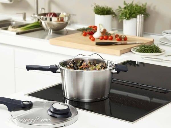 Nồi Áp Suất Fissler: Vitaquick, Comfort, Premium – Lựa Chọn Nào Phù Hợp Với Bạn?