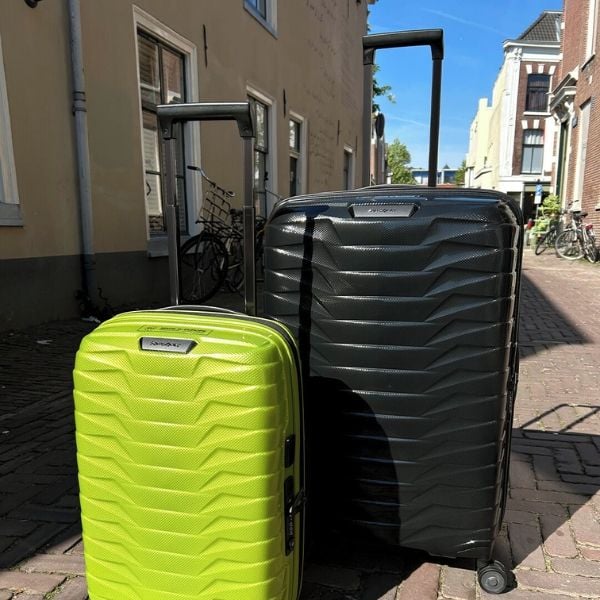 Vali Samsonite Proxis Màu Đen Thiết kế tinh tế – Đáp ứng nhu cầu du lịch hiện đại