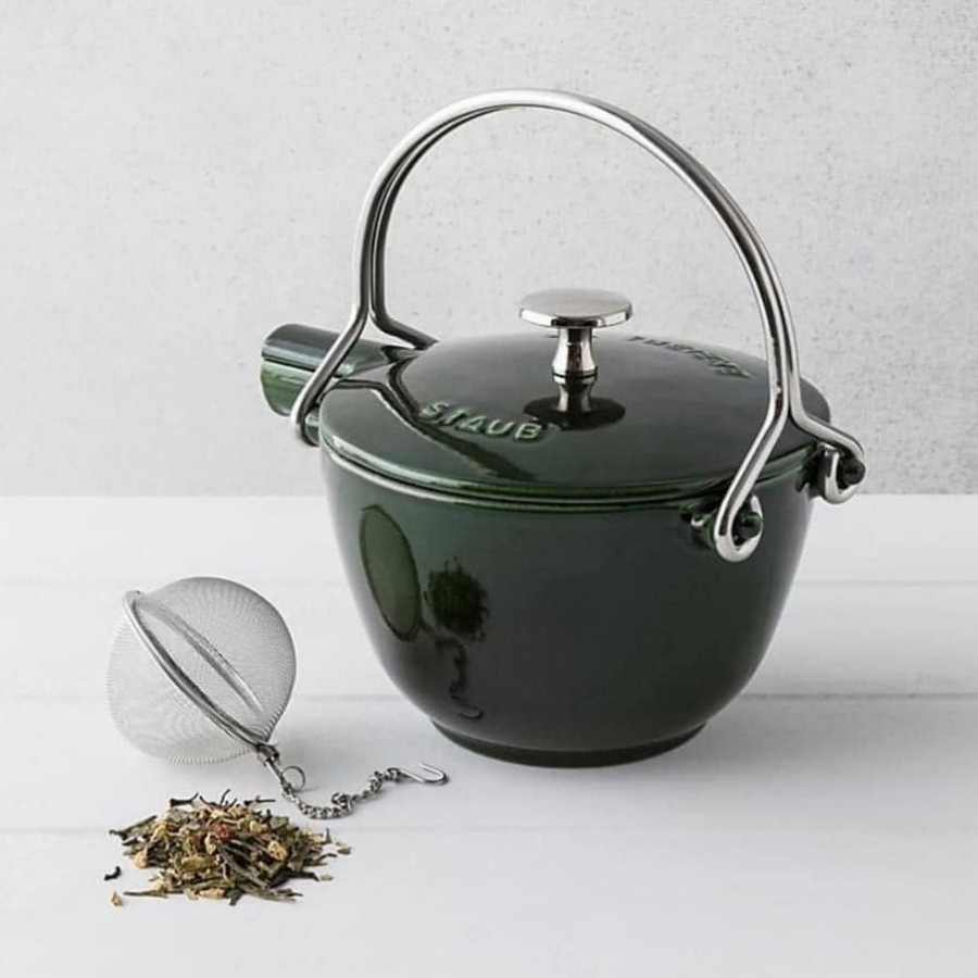Ấm trà Staub 16.5cm 1.1L Kết cấu gang đúc