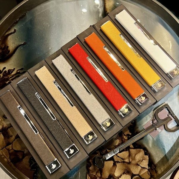 Bật lửa da Graine Baobab - Màu nâu / Cam/ Đỏ