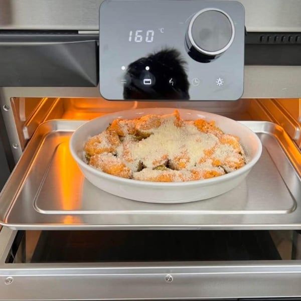 Bếp nướng điện ngoài trời WMF Profi&nbsp;Plus 2in1 Tấm nướng bằng gang