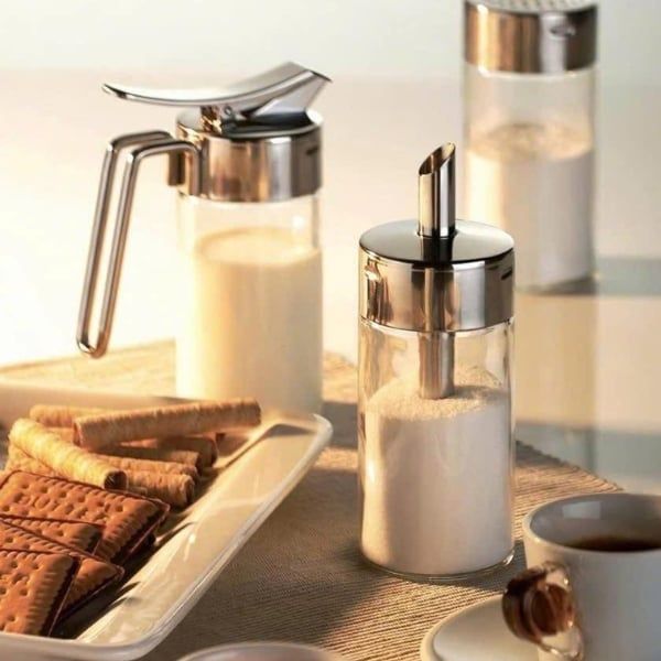 Bình đựng đường Tescoma Club 225ml trên bàn ăn, tiện dụng cho gia đình và quán cà phê.