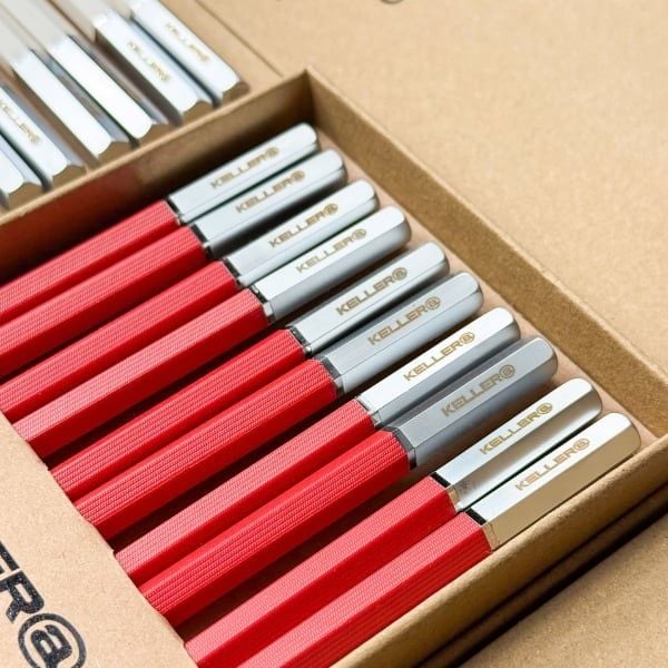 Bộ 10 đôi đũa sợi thủy tinh Keller Tay cầm dài và tiện dụng, thiết kế hình vuông, phần đầu và đuôi đũa được đánh bóng mờ