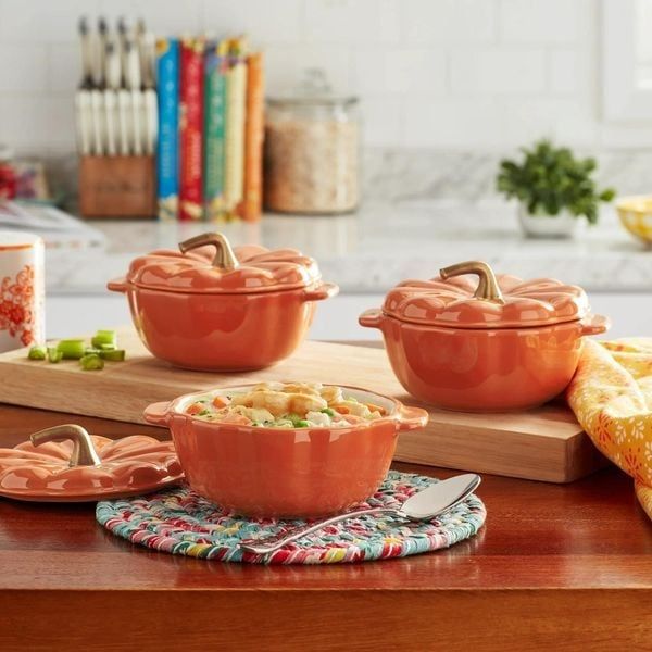 Bộ 3 nồi bí ngô Cocotte mini The Pioneer Woman 12.3cm 400ml Chất Liệu Gốm Trang Trí - Bền Bỉ và Đẹp Mắt