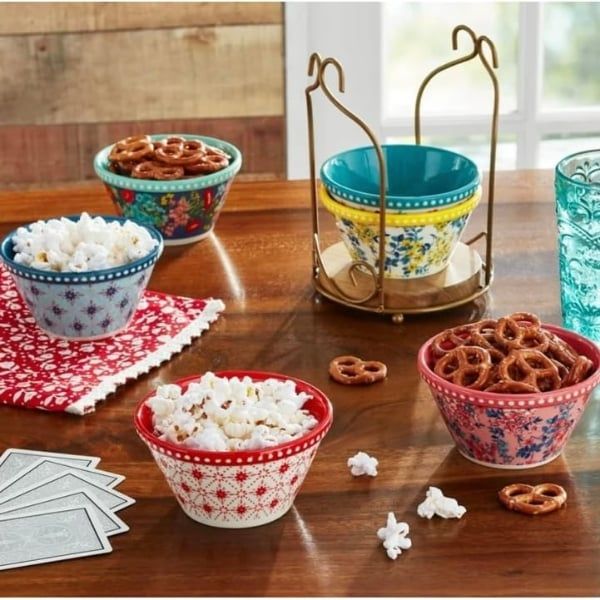 Bộ 6 bát cơm Ramekin The Pioneer Woman 11.5cm -&nbsp;Bộ bát rực rỡ của The Pioneer Woman với giá đựng Caddy mang theo nét duyên dáng đồng quê cho bất kỳ nhà bếp nào!