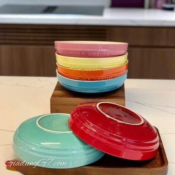 Bộ 6 Đĩa sâu lòng Le Creuset Leger 20cm 800ml Chất liệu sứ stoneware cao cấp được tuyển chọn kỹ lưỡng