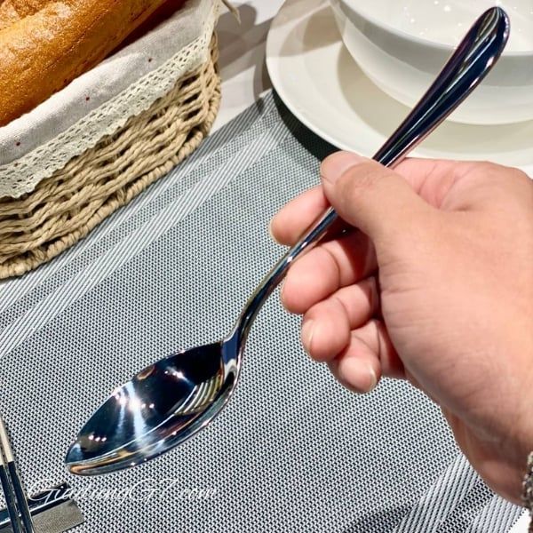 Bộ 6 Thìa Ăn Phở WMF Merit Cromargan Protect 20.7cm Chất liệu Cromargan protect® – Sáng bóng và bền bỉ vượt thời gian