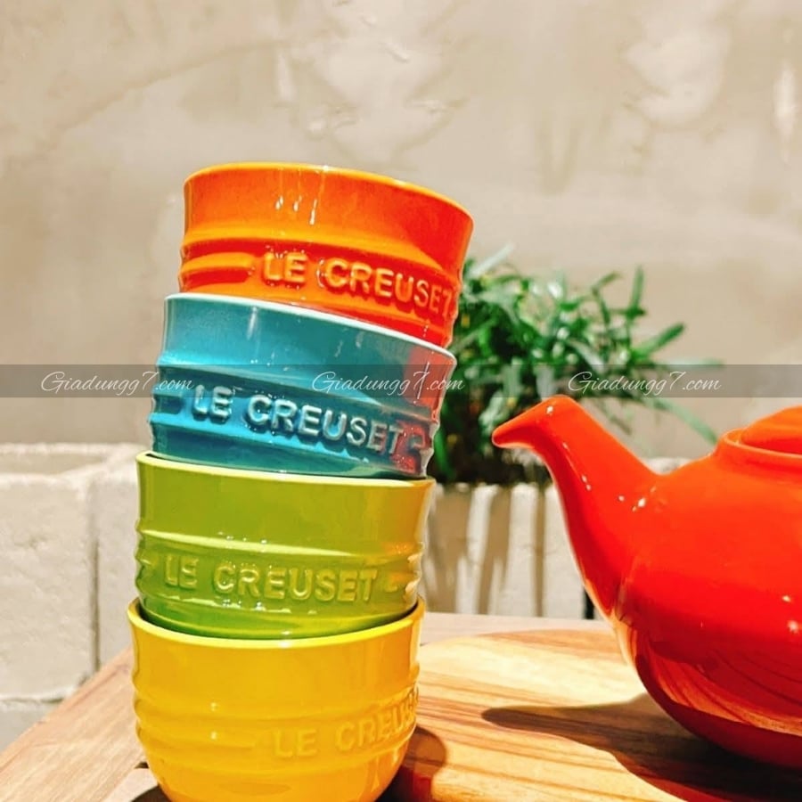 Bộ ấm chén cầu vồng Le Creuset 5 món