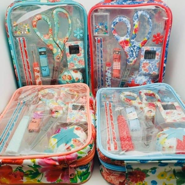 Bộ kim chỉ The Pioneer Woman. Bộ dụng cụ này bao gồm thước đo may