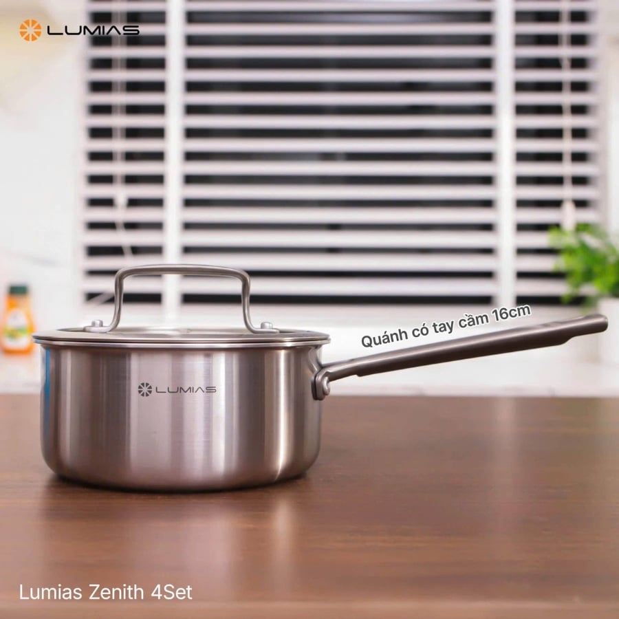 Quánh inox thuộc Bộ nồi Lumias Zenith 4 món thiết kế tay cầm chắc chắn