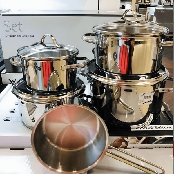 Bộ nồi WMF Provence Plus 5 món phù hợp với mọi loại bếp, kể cả bếp từ.