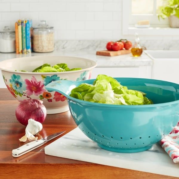 Bộ rổ Melamine The Pionner Woman 3 món sẽ trở thành vật dụng không thể thiếu trong căn bếp nhà bạn.