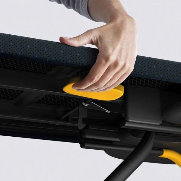 Cầu là chân cao Joseph Joseph Glide Max Plus 50030 Thiết kế độc đáo chiếm ít không gian hơn nhiều so với các bảng khác khi cất đi