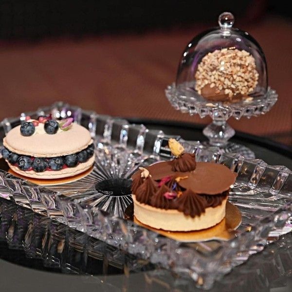 Chân bồng có nắp Rogaska Windsor 12cm Có thể đựng mứt, bánh kẹo, hạt dưa...ngày Tết