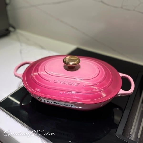 Chảo gang Le Creuset Oblong 31cm Chảo gang oval Le Creuset Oblong 31cm 3.4L - Hồng Berry