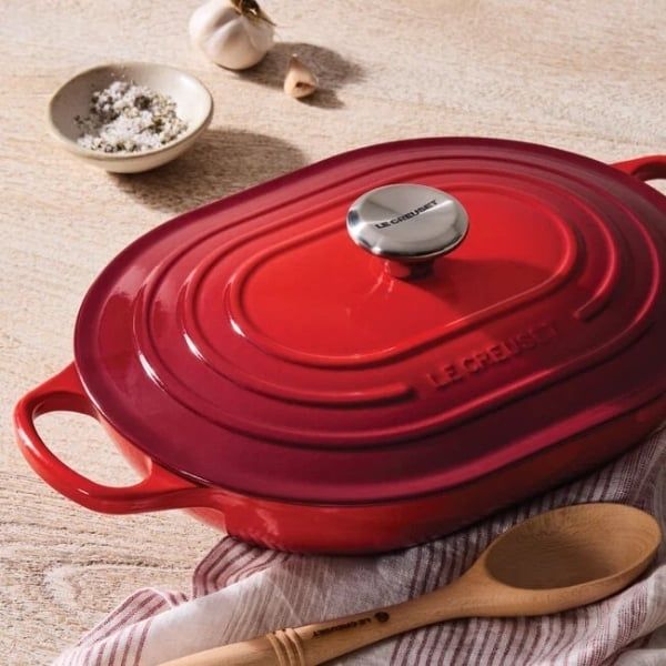 Chảo gang oval Le Creuset Oblong 31cm 3.4L - Màu Đỏ