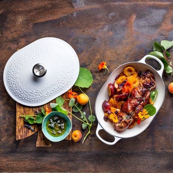 Chảo gang Le Creuset Oblong 31cm&nbsp;3.4L Phù hợp với mọi loại bếp - bao gồm cả bếp từ