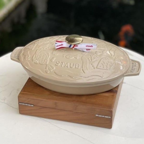 Chảo gang oval Staub Ocean 23cm 1 lít Vật liệu chất lượng cao