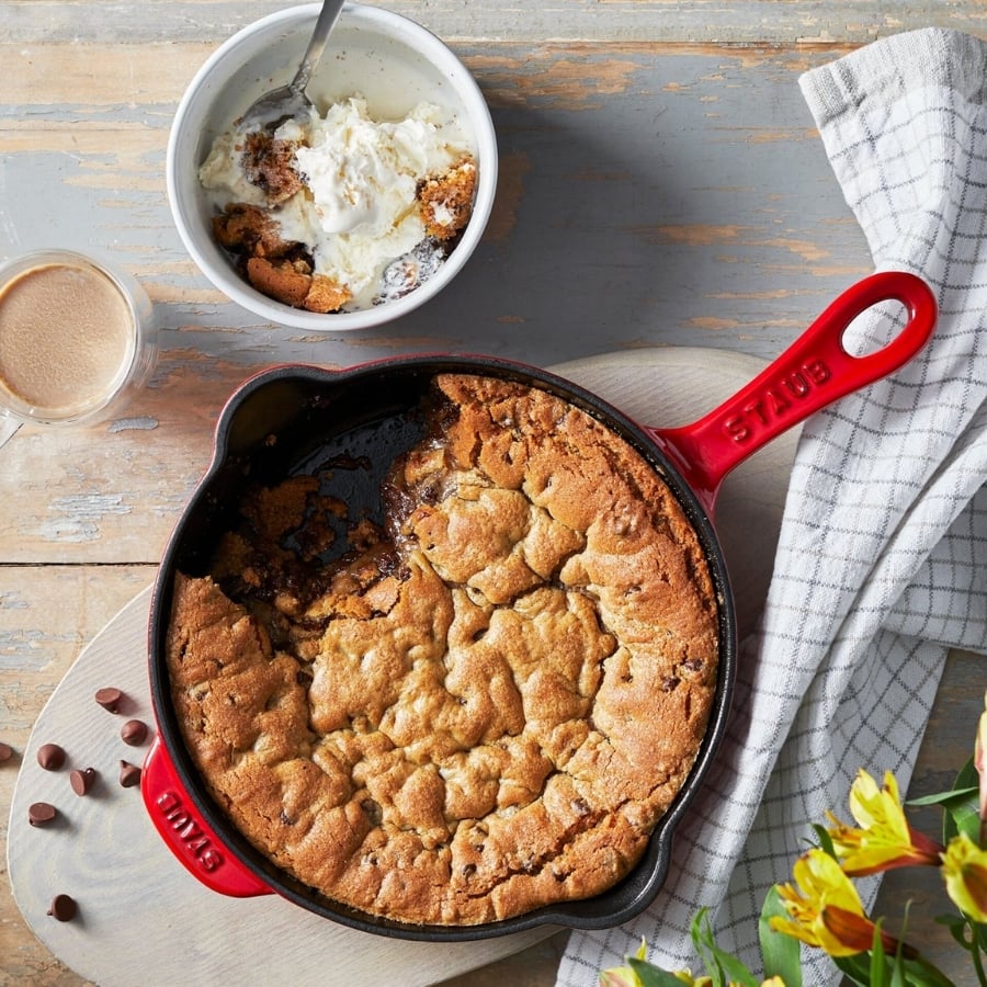 Chảo gang Staub 16cm Sẵn sàng theo thiết kế