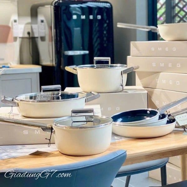 Chảo rán Smeg CKFF2802CRM 28cm Màu Kem An toàn trong máy rửa chén