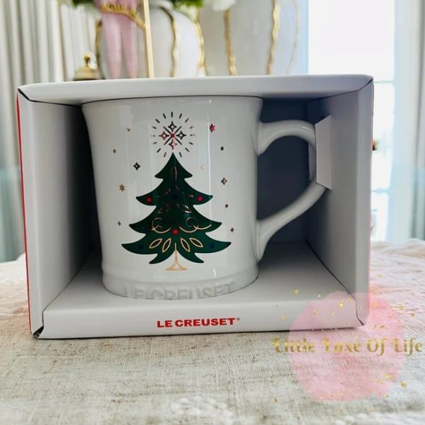 Cốc sứ Le Creuset 400ml họa tiết cây thông An toàn khi sử dụng trong tủ đông, lò nướng, lò vi sóng