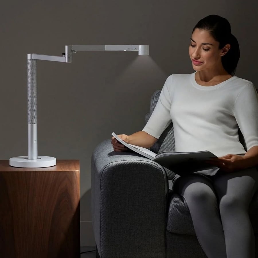 đèn Dyson Solarcycle Morph Light được thiết kế để thích ứng, phản hồi và nâng cao không gian sống thông qua hệ thống chiếu sáng thông minh.