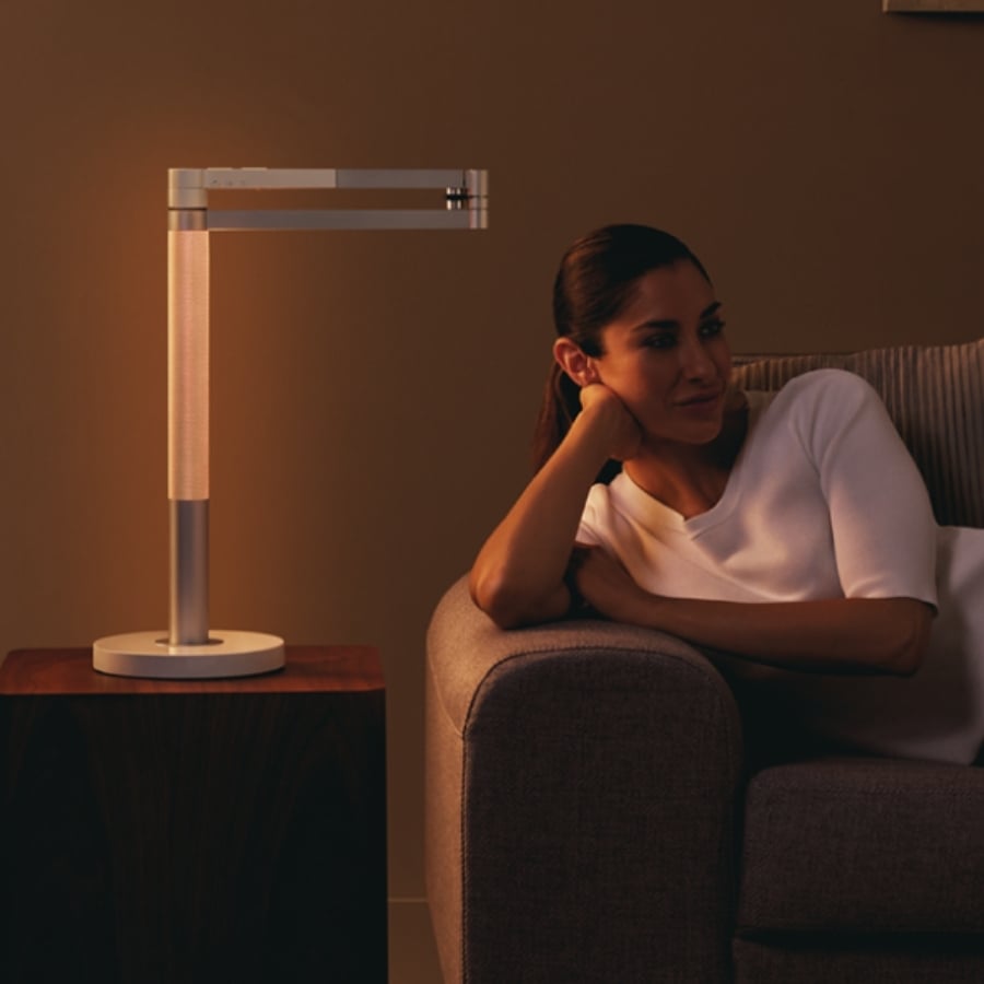 Đèn sàn&nbsp;Dyson Solarcycle Morph Light Hỗ trợ sự sáng tạo